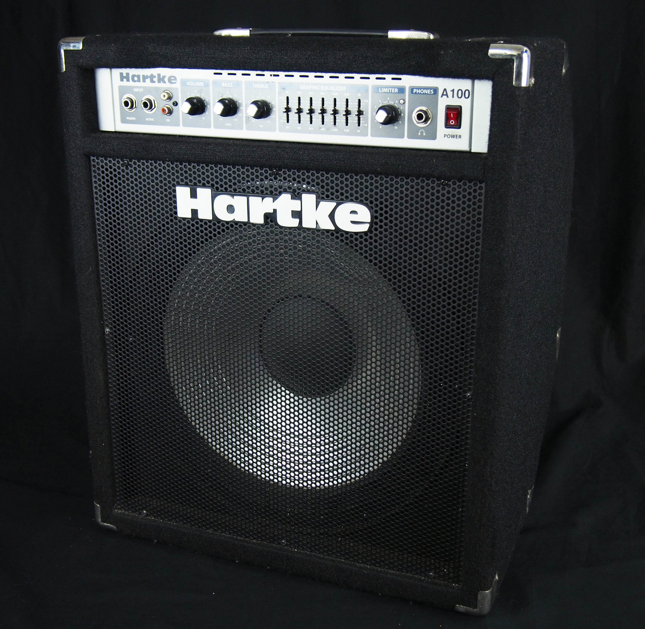 買取情報】ハートキーの100Wコンボアンプ！『Hartke A100』楽器奏庫