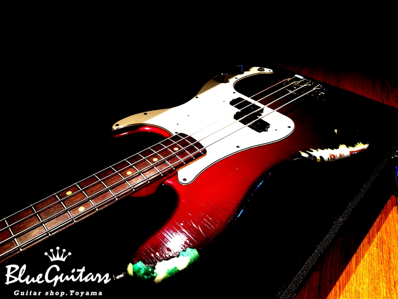 Today's Pick】 Fender Custom Shop '61 P-BASS NOS “Aged Mod” | Blue