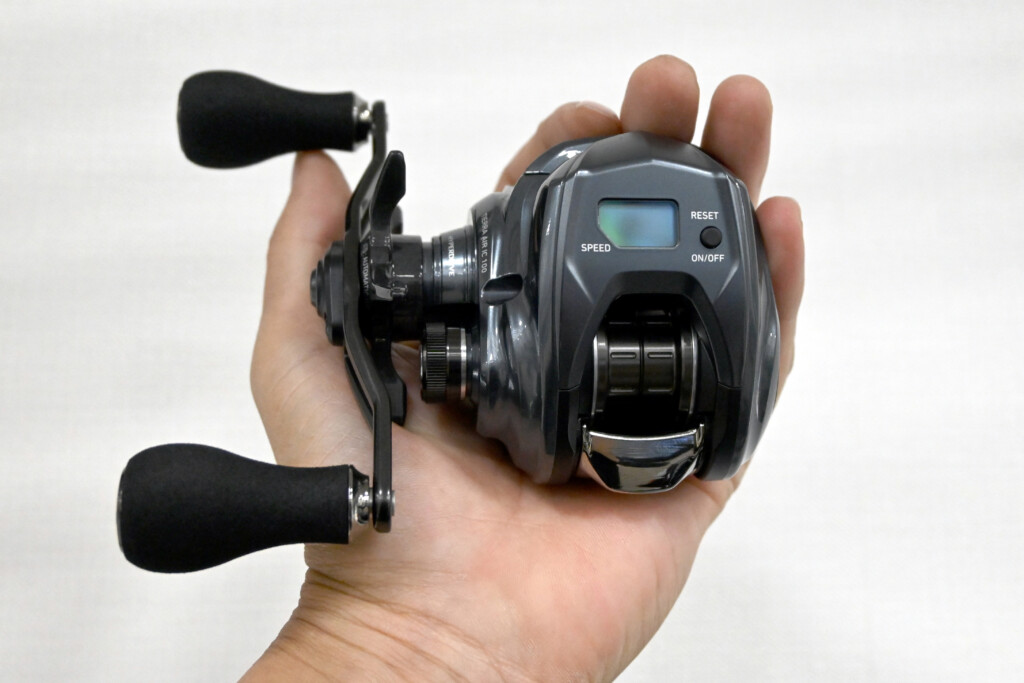 ティエラAIR IC】多機能IC付きベイトリールで「自重165g」の軽さ