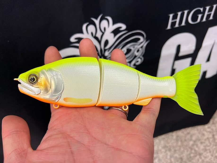 実績の3色】ジョインテッドクローラチェット184に中央漁具限定 菊元