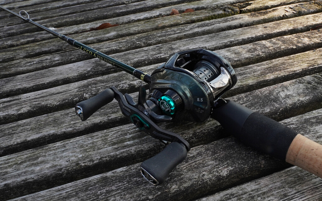 PE0.8号100m×30mm径スプール】3～10gをフルキャスト！INX.Label×DAIWA