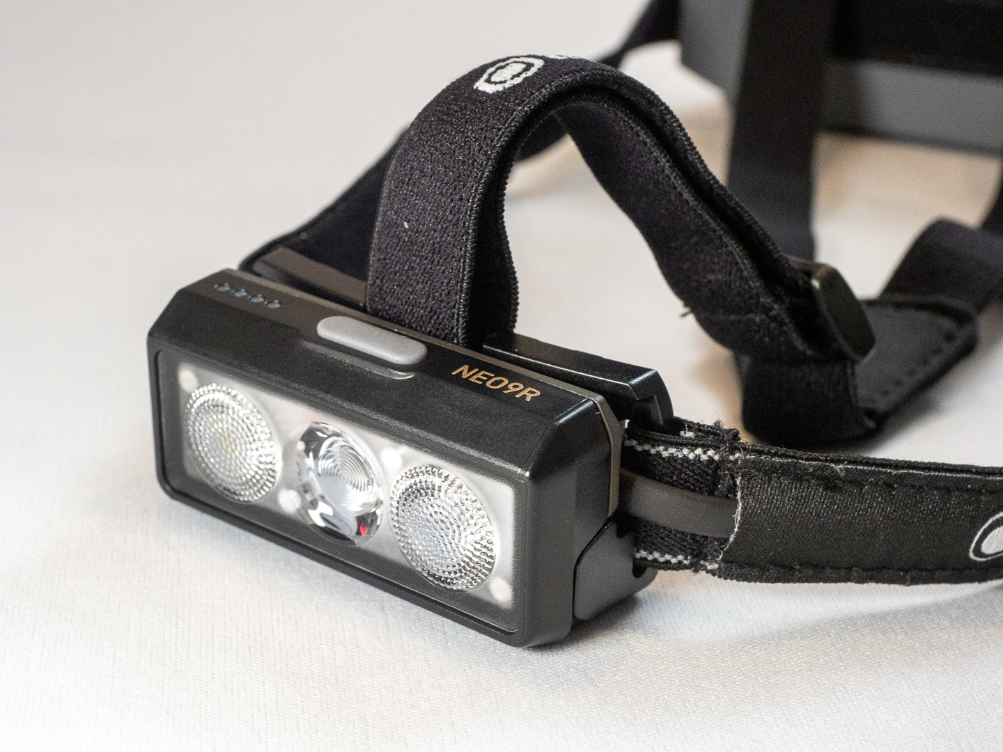 レビュー ・Ledlenserの新NEOシリーズはクラス最高レベルの大光量と