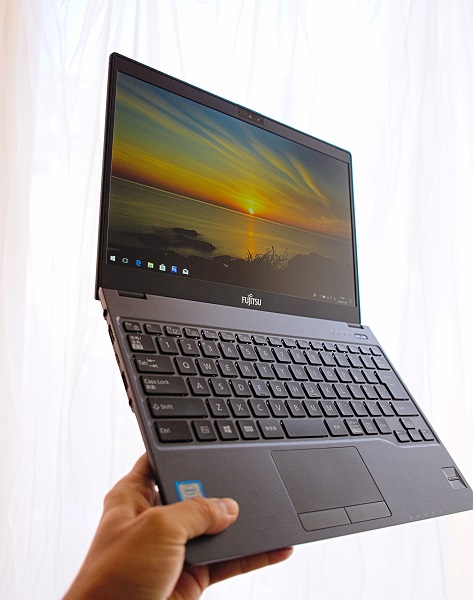 レビュー】富士通のエースだ！ LIFEBOOK WU2/B3（UH90、UH75、UH55）