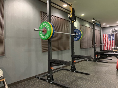 45 ROGUE(ローグ)のスクワットラック「SML-2」レビュー | トレーニング