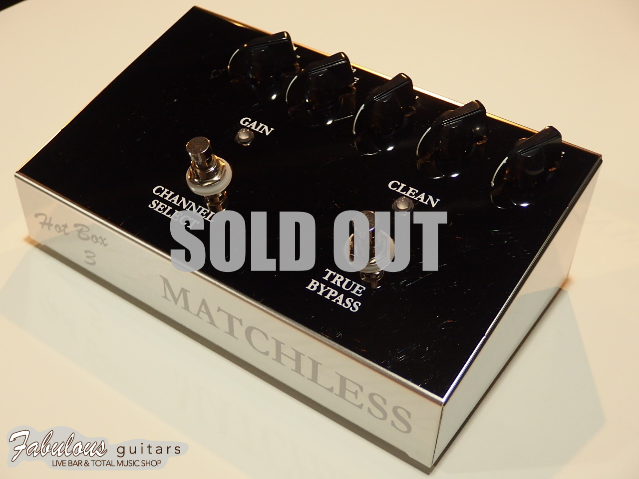 matchless_hotbox3-001s.jpg?