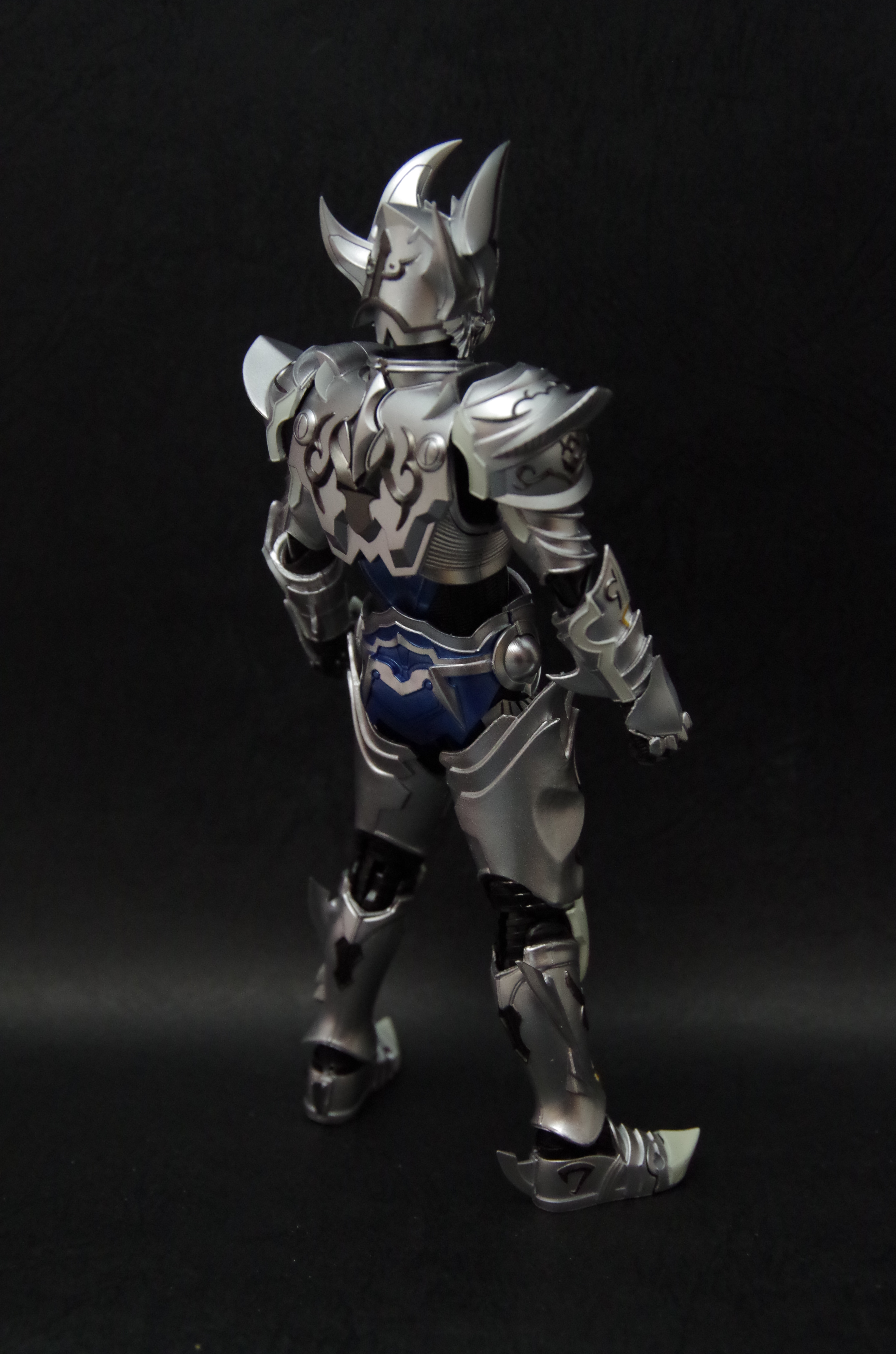 S.H.Figuarts 真骨彫製法 銀牙騎士ゼロ | フィギュアレン