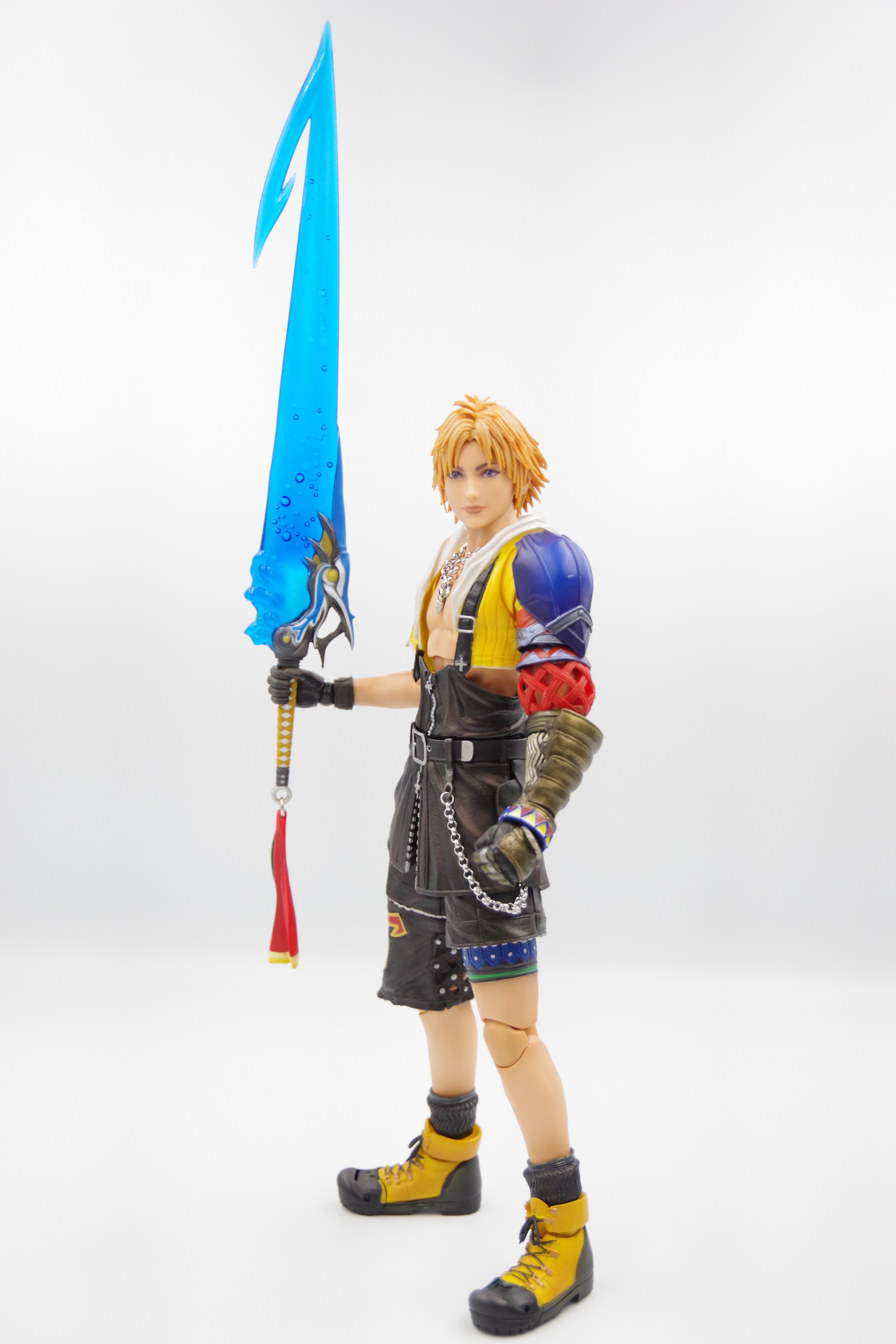 ファイナルファンタジーX PLAY ARTS改 ティーダ | フィギュアレン