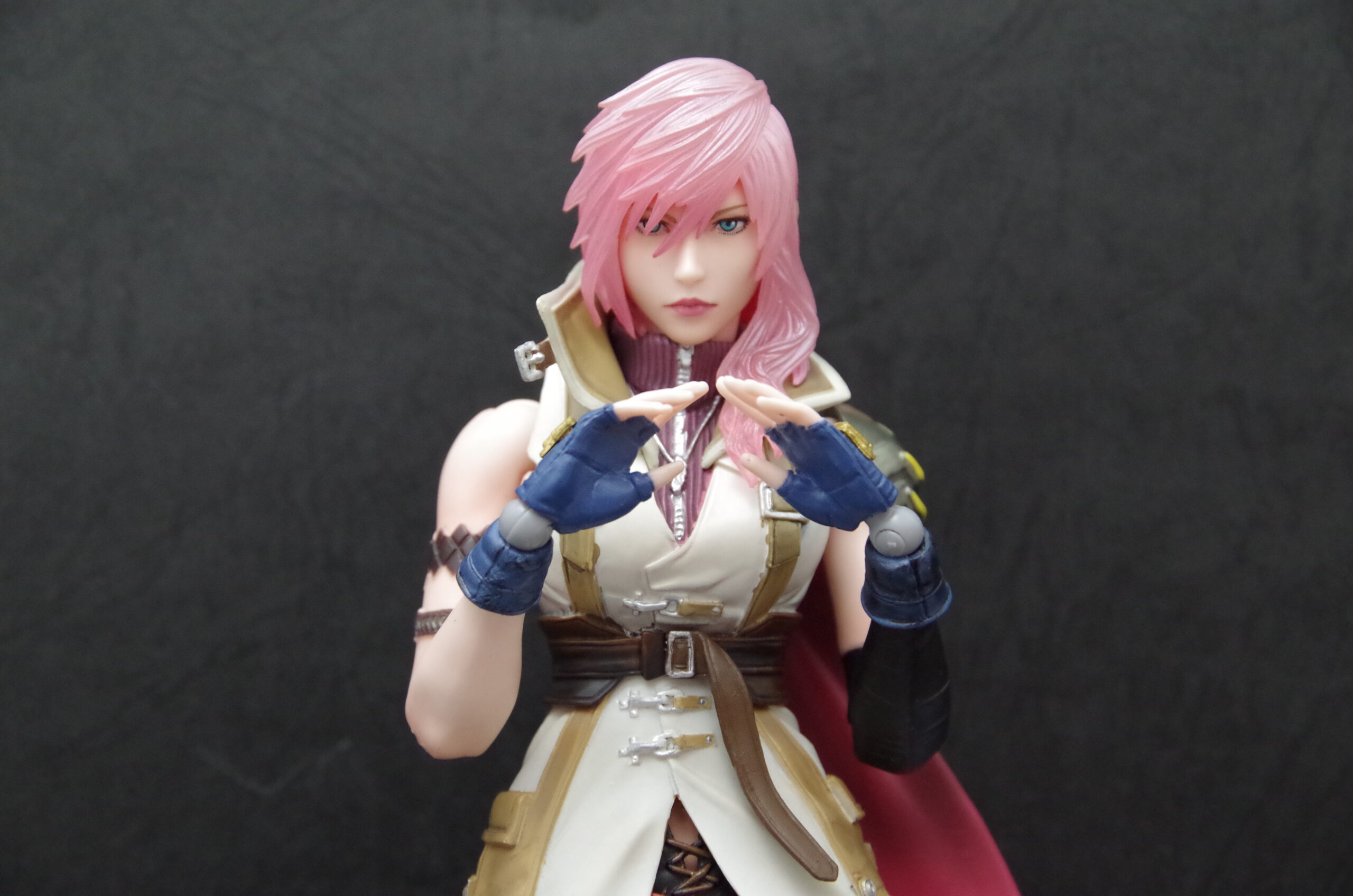 DISSIDIA FINAL FANTASY PLAY ARTS改 ライトニング | フィギュアレン