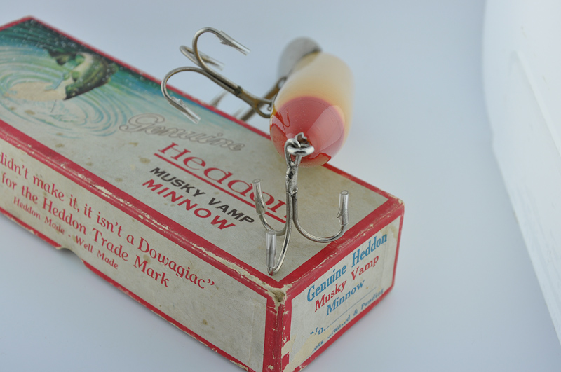Heddon Musky Vamp Lure - Fin & Flame