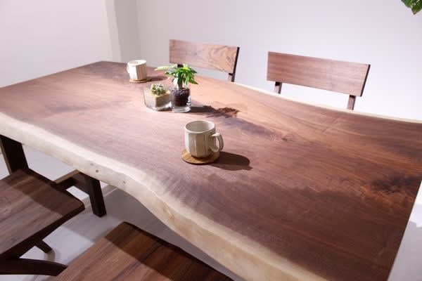 無垢一枚板作品紹介】ウォールナット一枚板ダイニングテーブル | 近藤