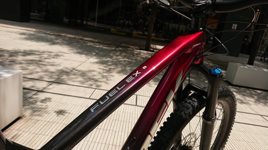 TREK Fuel EX8(フューエル イーエックス8) 【理想的なフルサスMTB