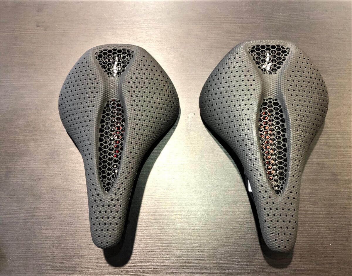 おしりが痛くないと大人気サドルスペシャライズドミラーのNEWモデル