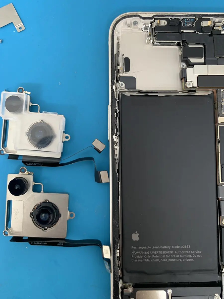 iPhoneのリアカメラが使えない！？フリーズの原因と修理対応【東久留米