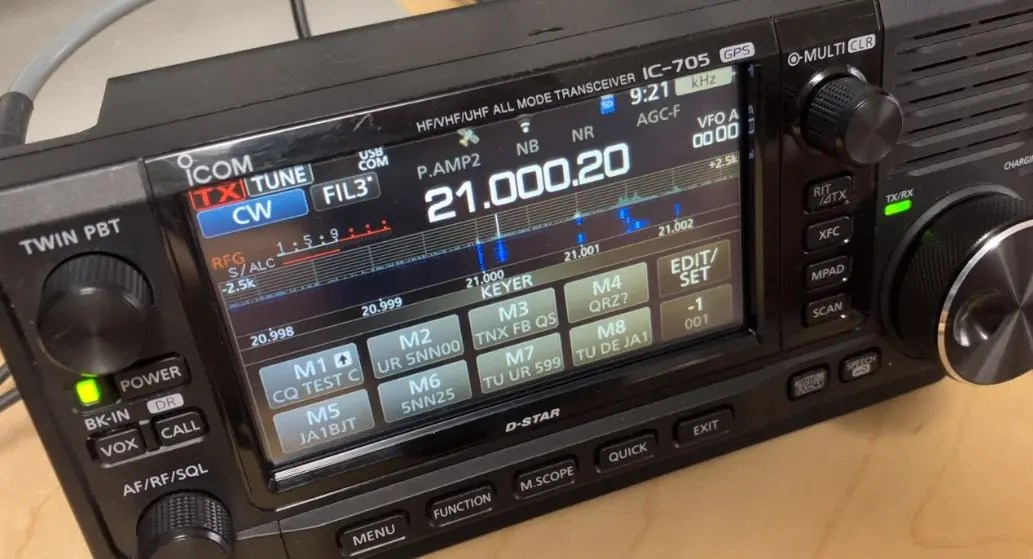 IC-705【アマチュア無線機】の徹底解説！特徴・長所・欠点と活用方法