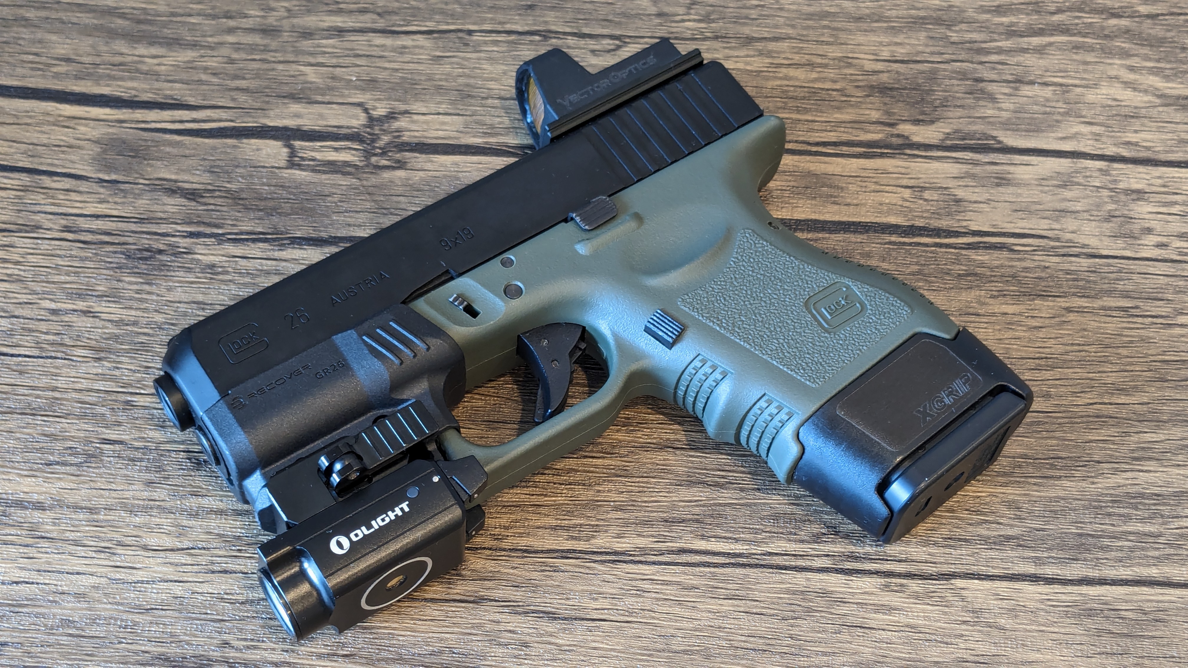 東京マルイ グロック26を思いっきり外装カスタムしてみた！！ | おの