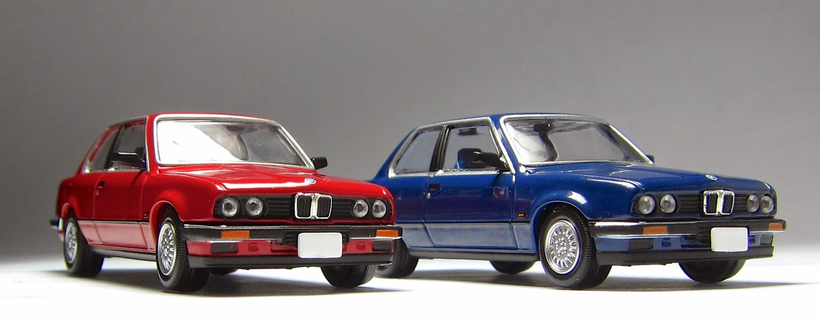 First Look: Tomica Limited Vintage Neo BMW 318i 2-door (E30) in