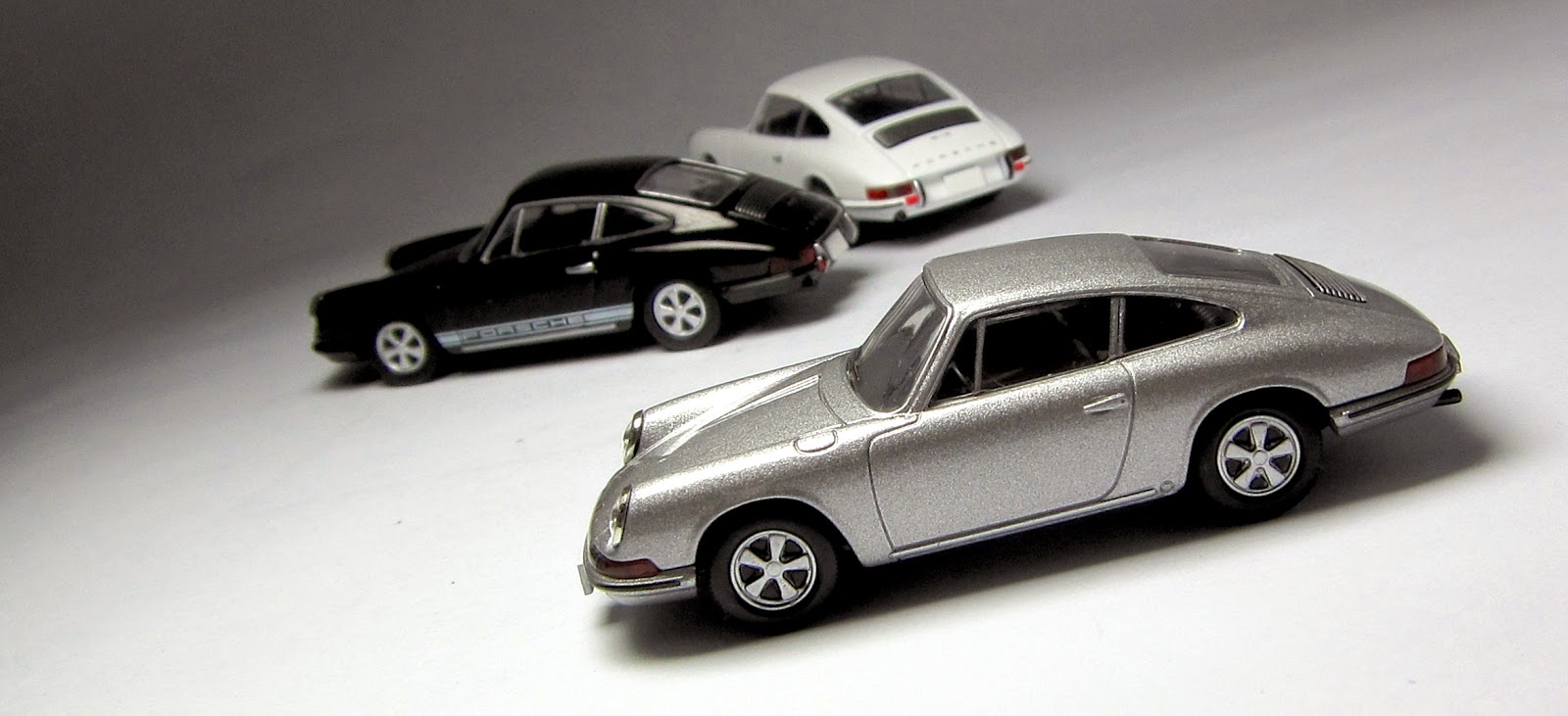 From the Lamley Tomica Limited Vintage Collection: LV-86a Porsche