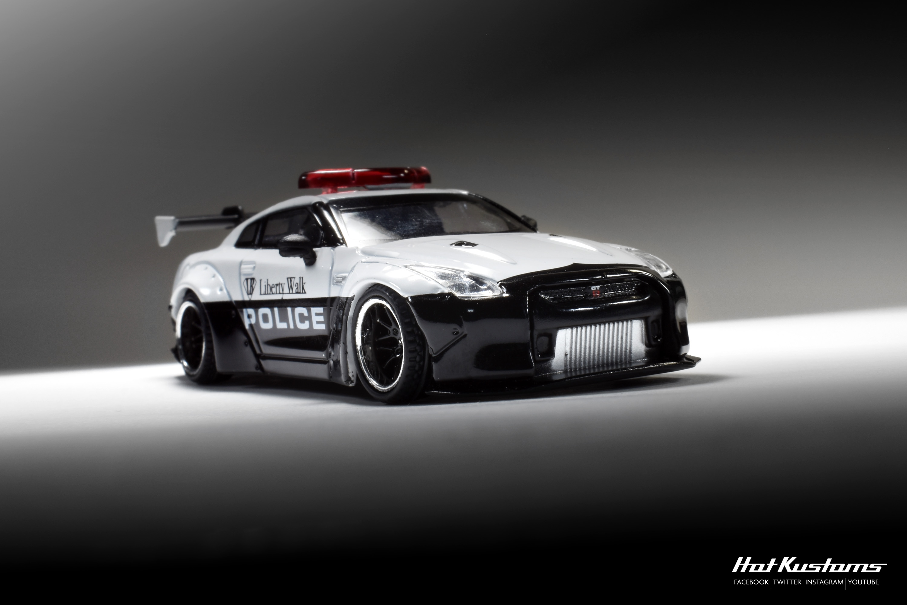 Lamley Daily: MINI GT LB WORKS Nissan GT-R R35 Police – LamleyGroup