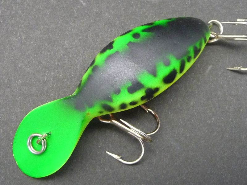 あのウィグルワートをも蹴散らす暴れクランク！水面派も必携の