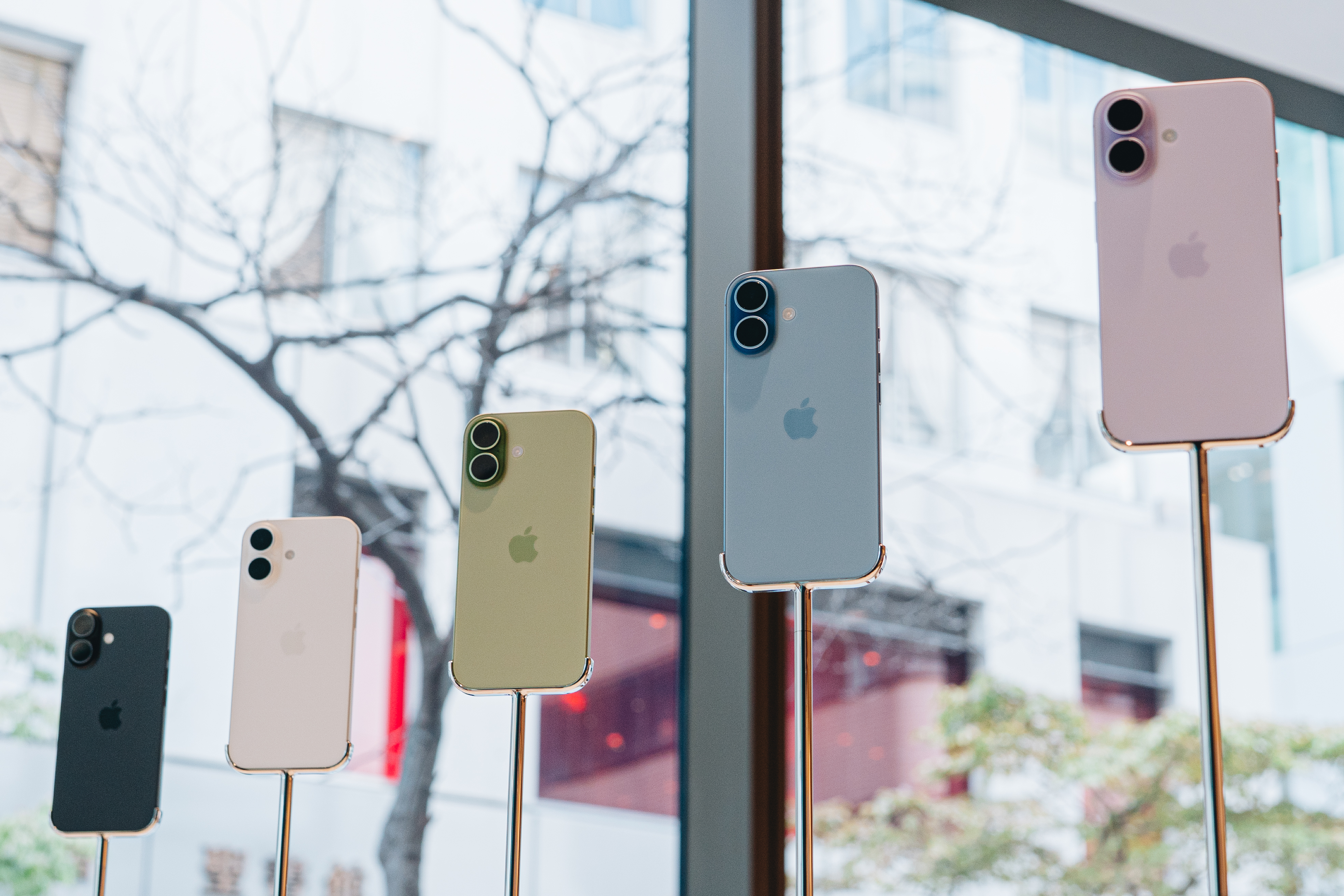 ドコモが割引増額。iPhone 16が負担金33円〜、iPhone 17は22,000円〜に