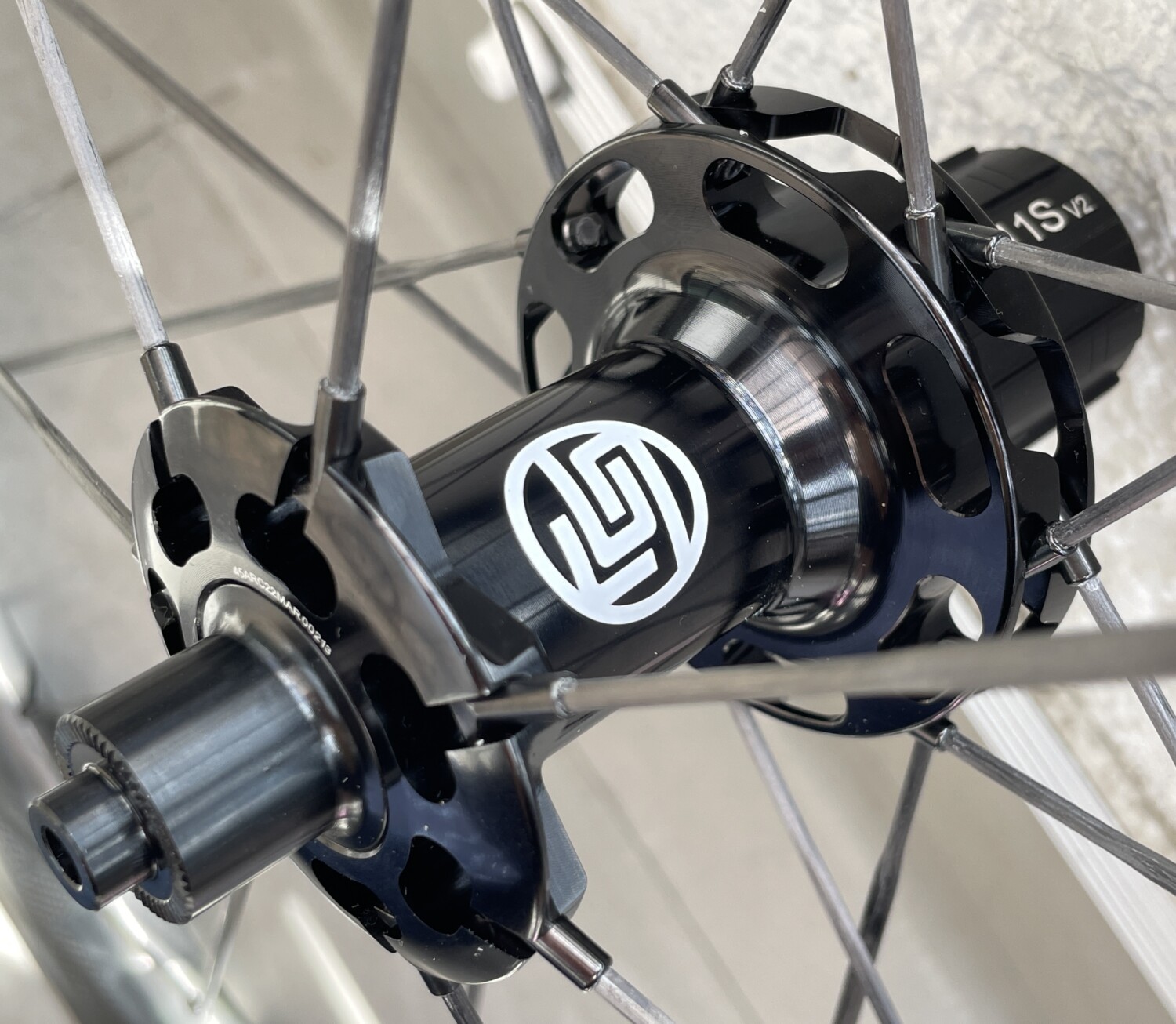 400gの究極リム！Lun Hyper R45のハブ、スポーク、リムを完全解剖