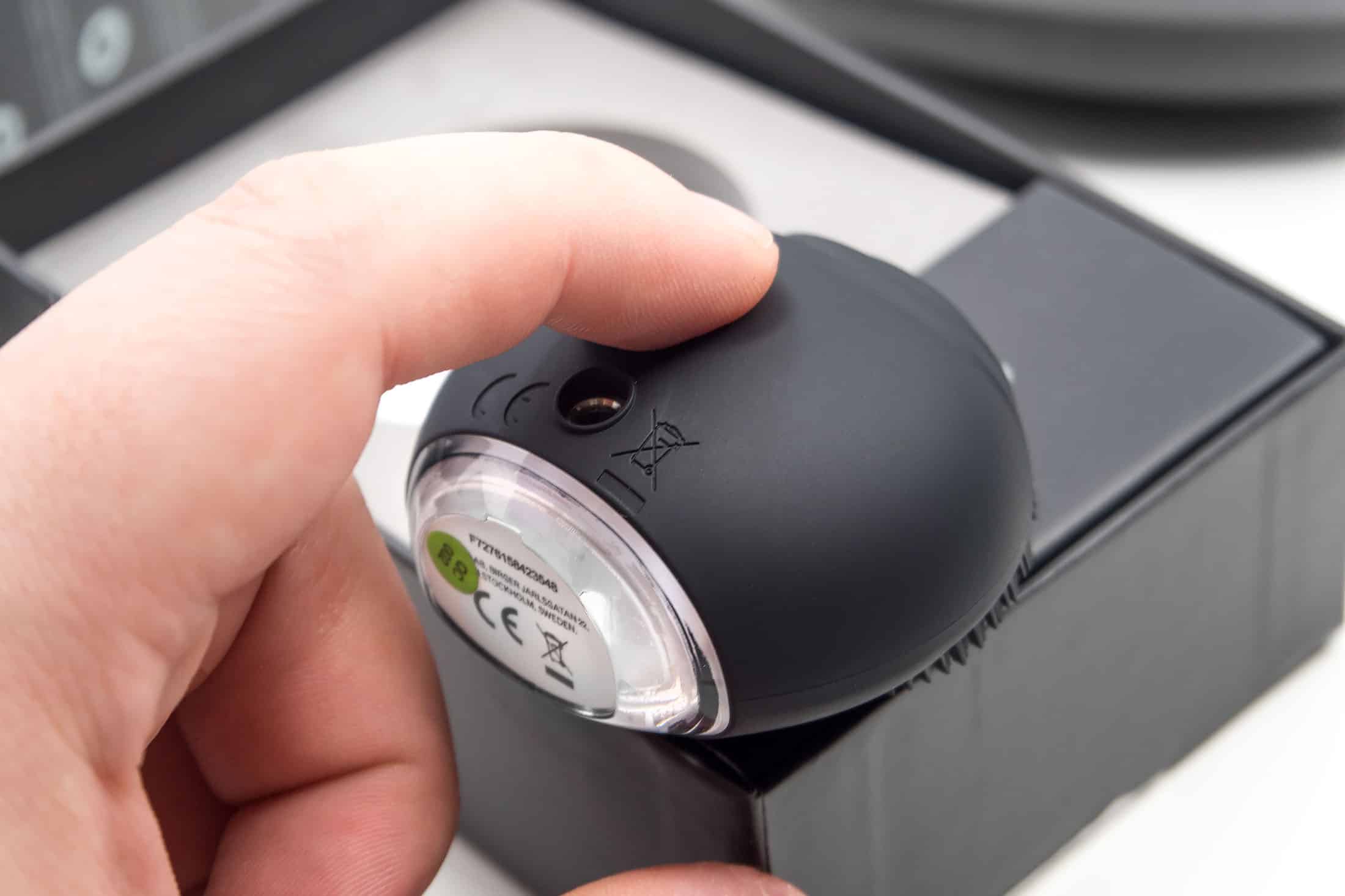 The Tiniest Electric Cleanser: Foreo LUNA Go For MEN - MANFACE