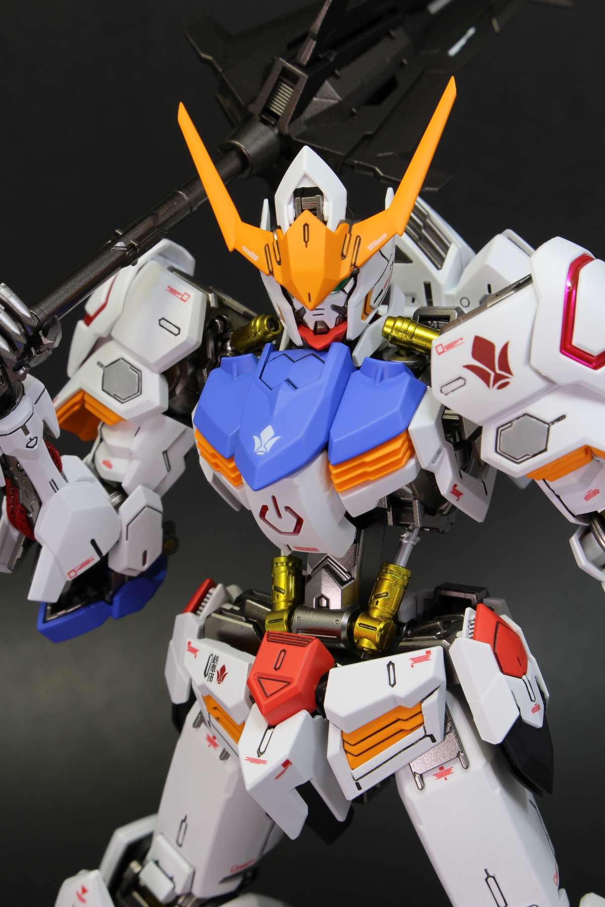 MG ガンダムバルバトス 1/100 鉄血のオルフェンズ 改修塗装済み完成品
