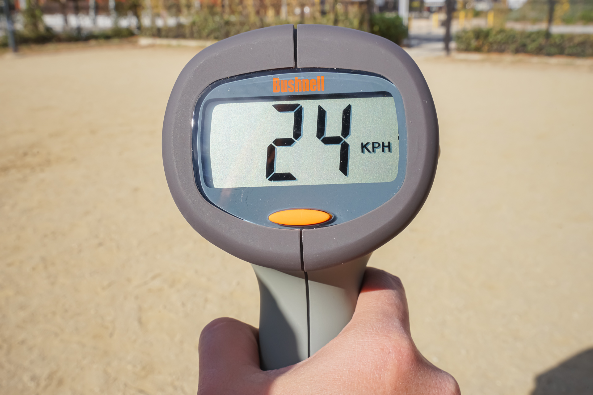 スピードガンで、いろいろ測ってみた。– 【公式】渋井不動産