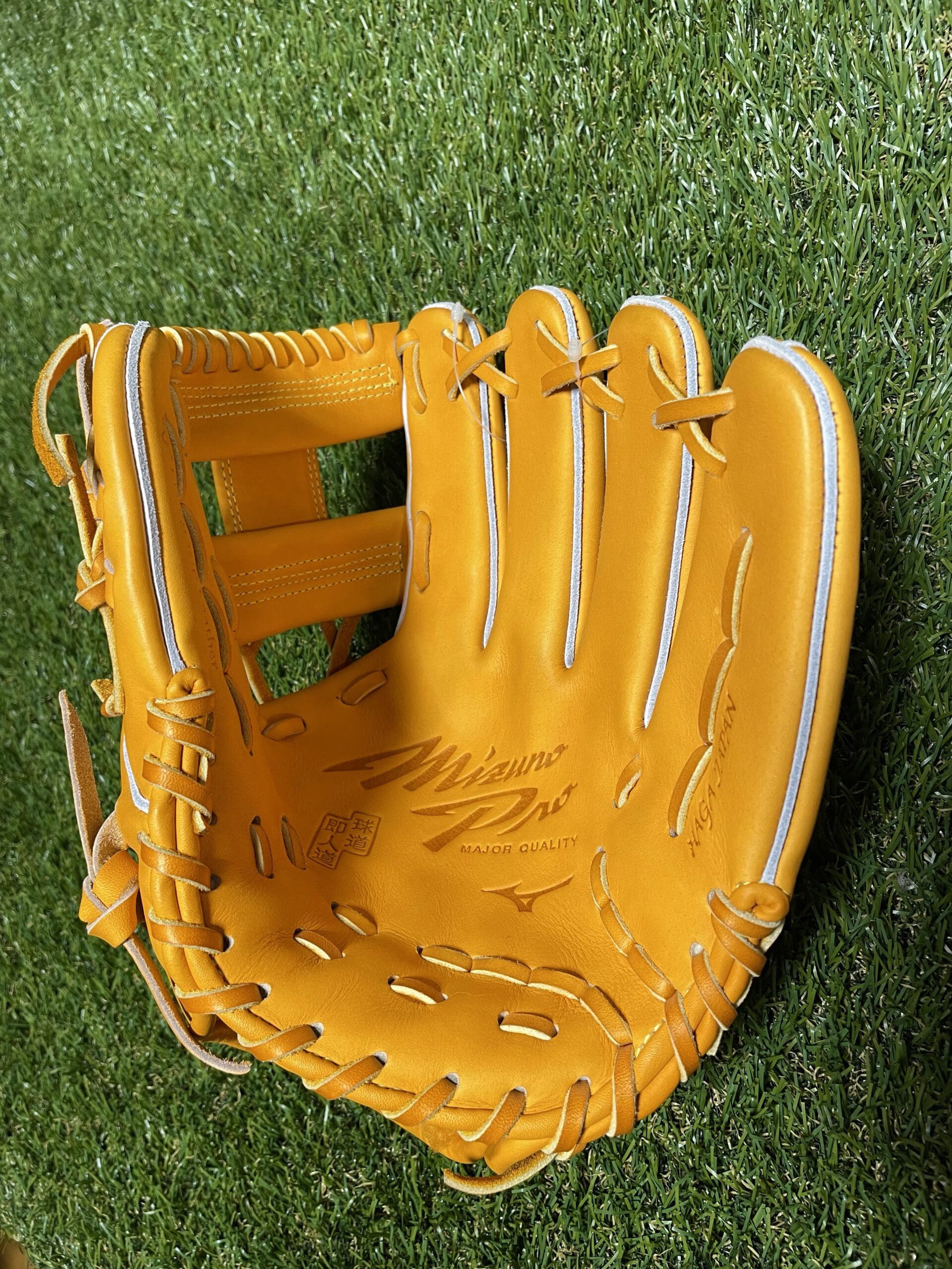 内野MM型】宮本慎也氏×ミズノの共同開発モデル【グラブ】 | 超野球専門