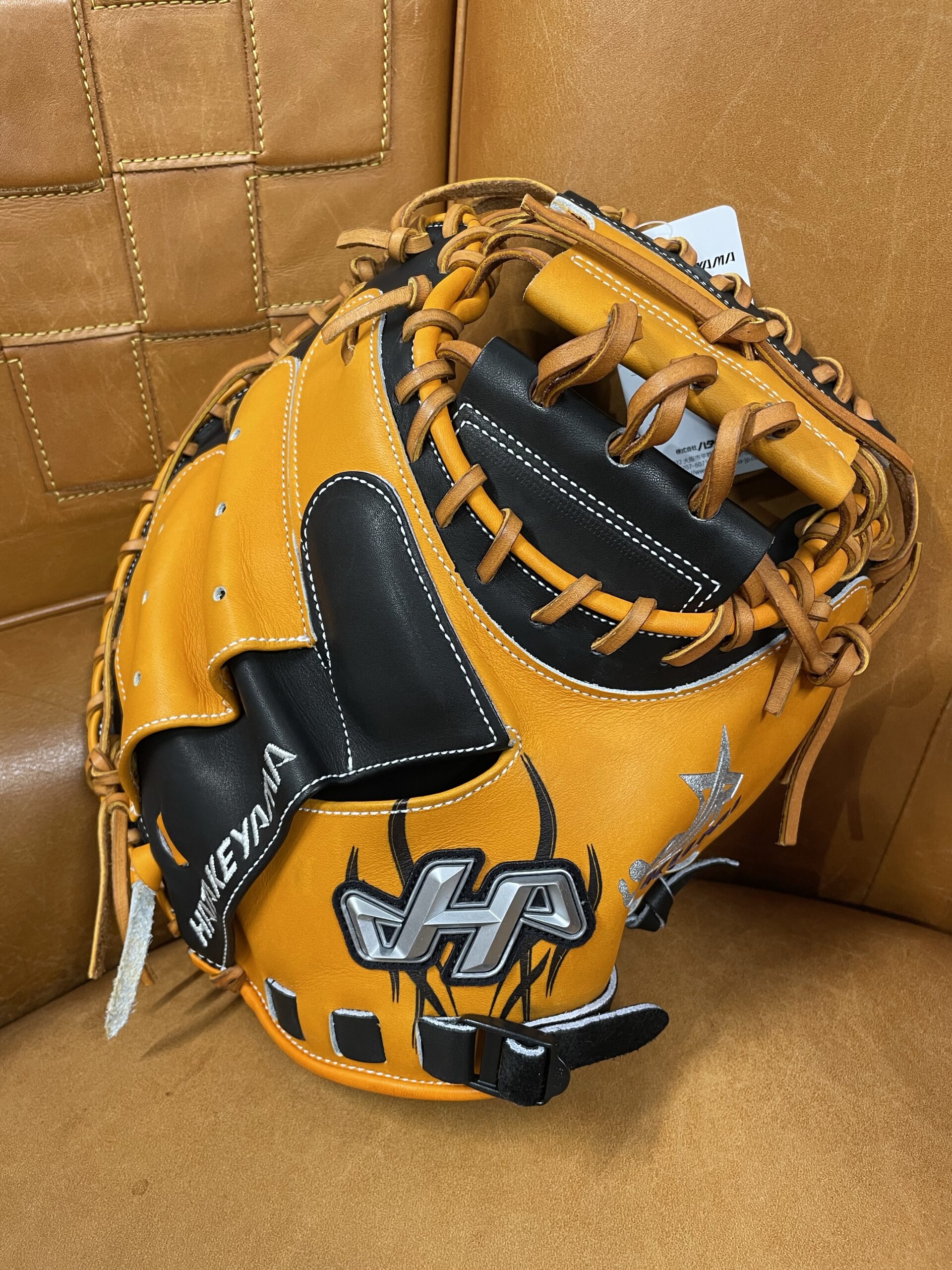 グローブ】ハタケヤマキャッチャーミットお客様のオーダーをご紹介