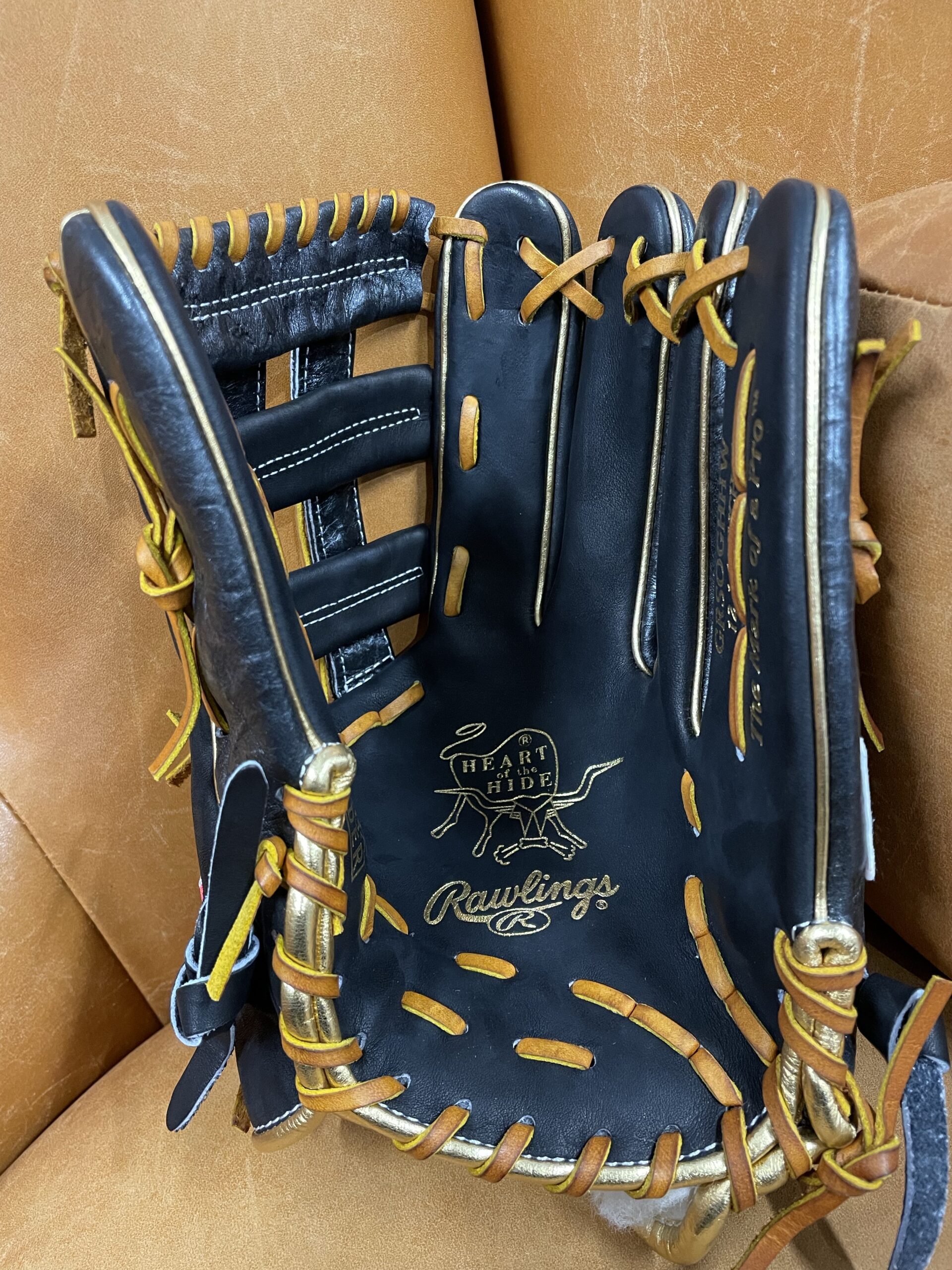 グローブ】ローリングスより超限定グラブが入荷！岡本和真、宗佑磨、SS