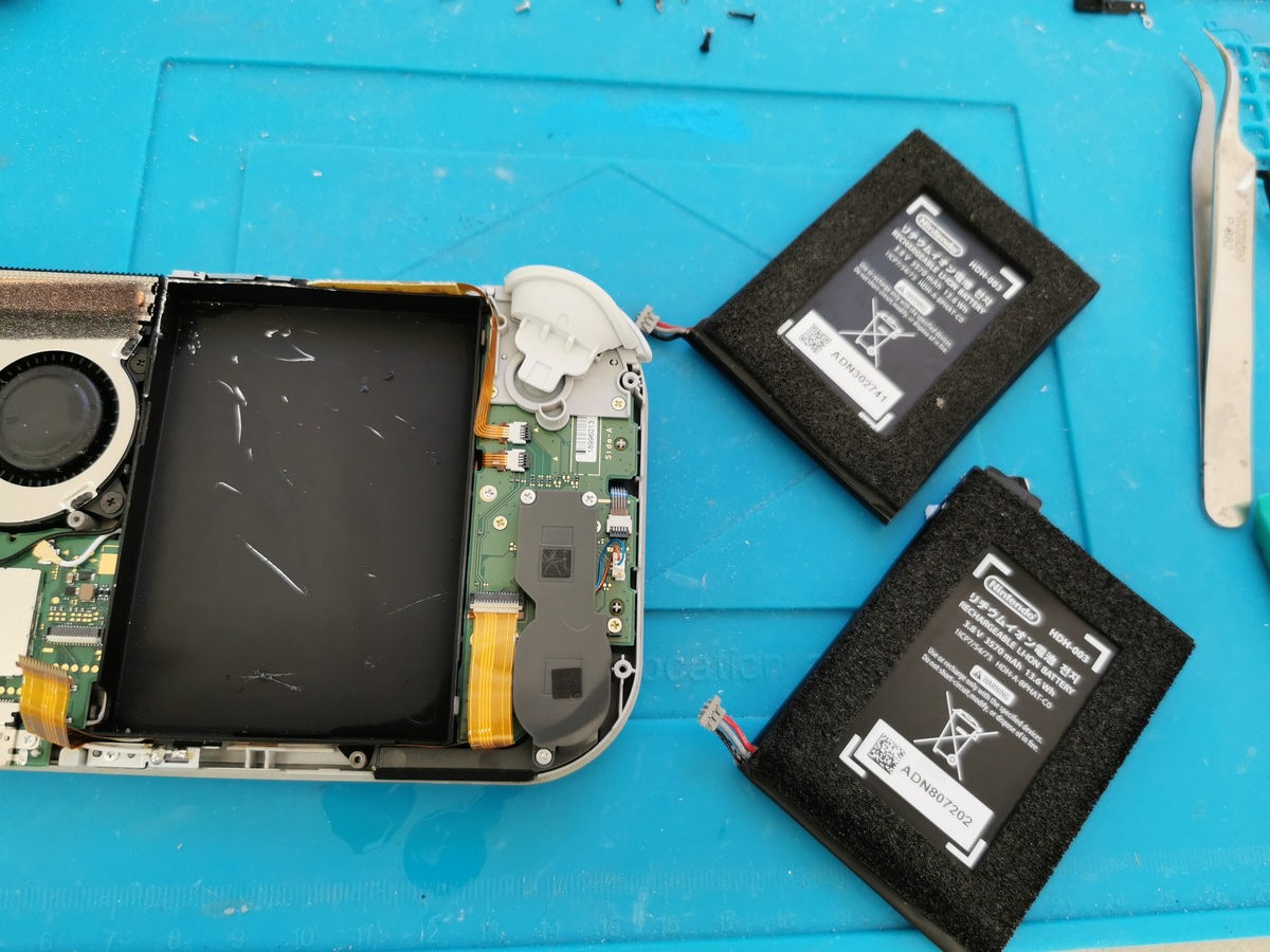 Nintendo Switch Liteの修理（バッテリー交換） | パソじゅく