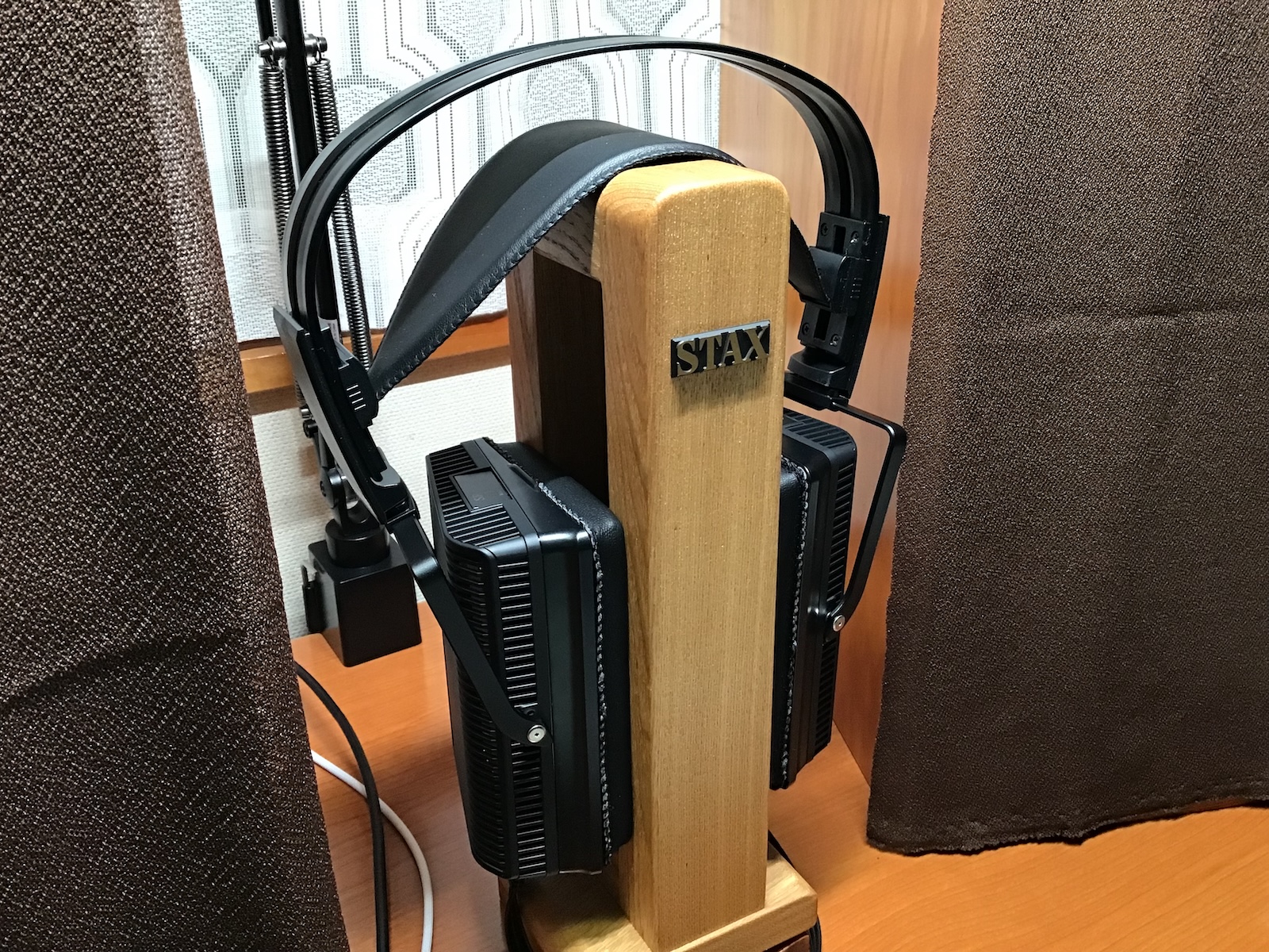 代わりに STAX SRM-400Sドライバーと SR-L700Mk2イヤースピーカーを