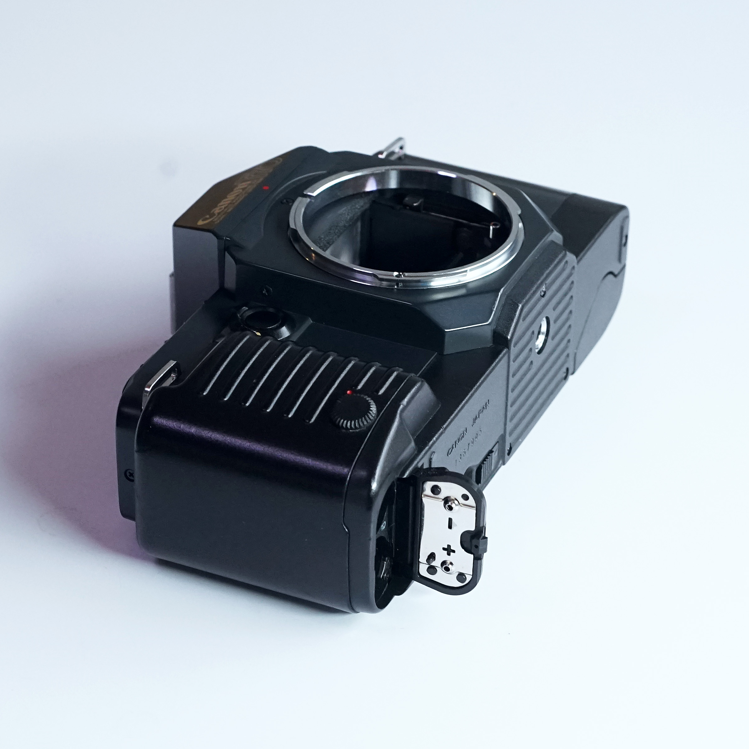 CANON T70 ¥7,800（中古 フィルムカメラ 35mm 一眼レフカメラ キャノン