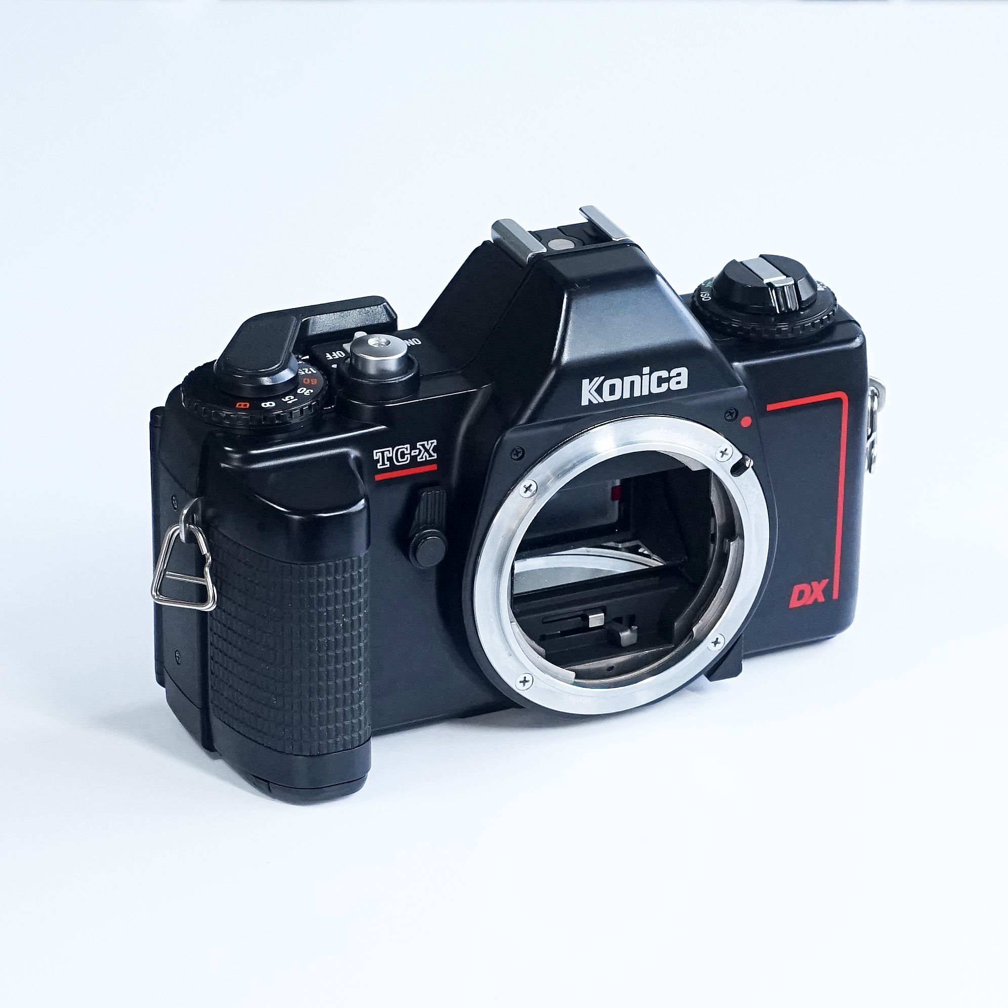 売り切れ KONICA TC-X DX（中古 フィルムカメラ 35mm 一眼レフカメラ