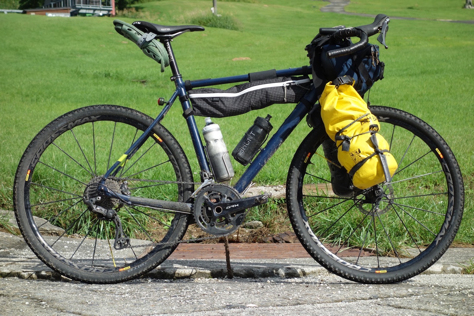 カスタムオーダーフレームバッグのリサイズ【WANDERLUST BLADE