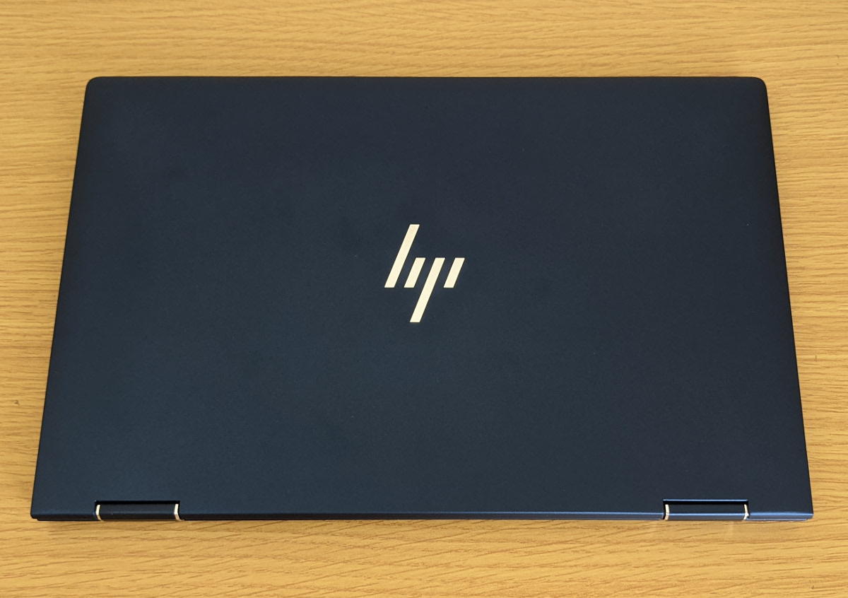 HP Elite Dragonfly G2の実機レビュー － 「ドラゴンフライブルー」が