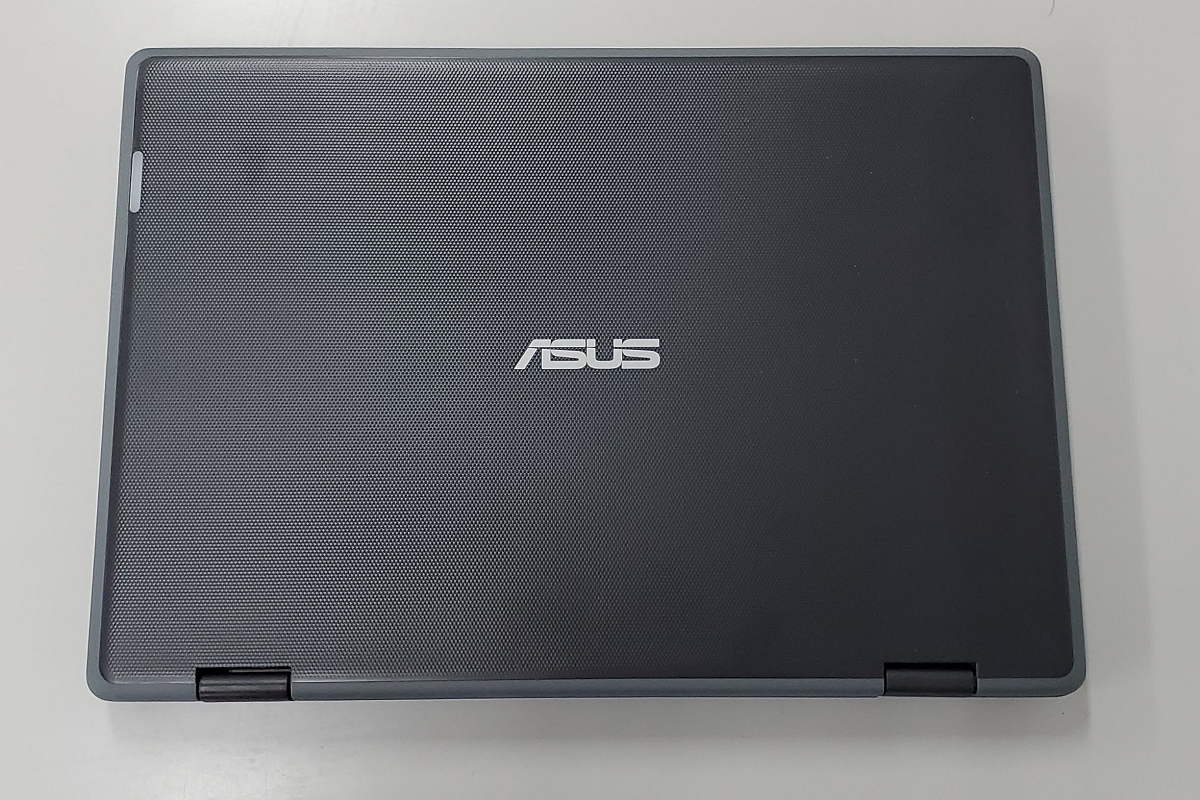 ASUS B1100FKAの実機レビュー － 低価格なコンバーチブル 2 in 1、頑丈