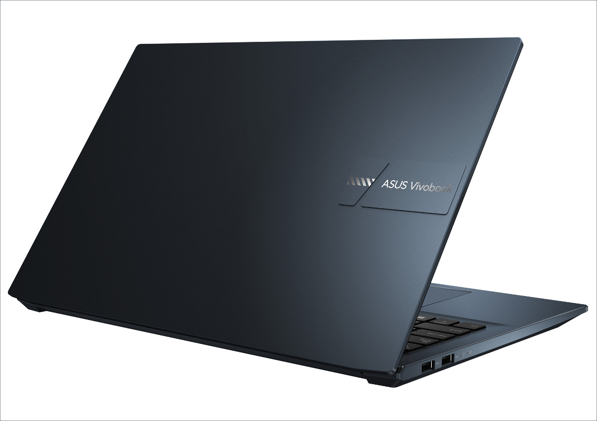 ASUS Vivobook Pro 15 OLED － 高精細な有機ELディスプレイとGeForce