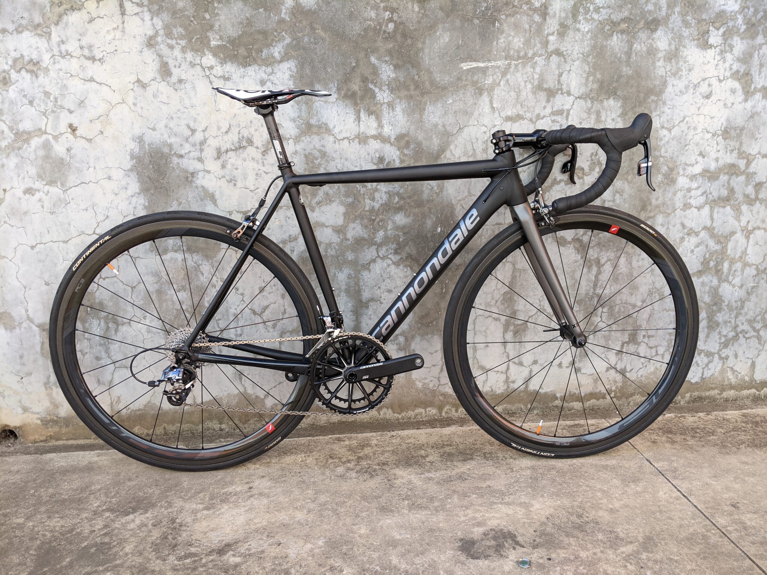 1226 - Cannondale CAAD12 SRAM Force 22 Small 52 cm Road Bike 6.3