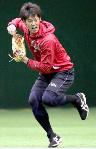 ジャイアンツのトップバッター！立岡選手が久保田スラッガーを使用