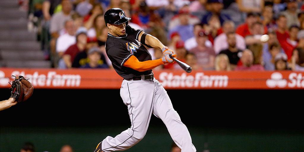 メジャー最高の飛ばし屋、スタントン選手！！野球用品スワロースポーツ