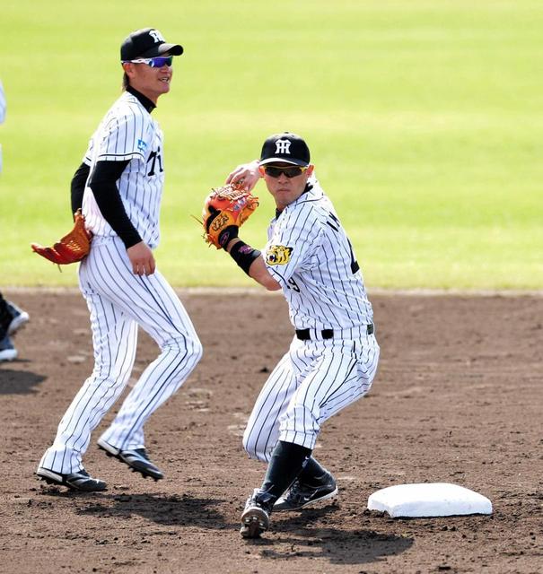 タイガース今成選手の七変化を彩るハタケヤマミット＆グラブ！！野球