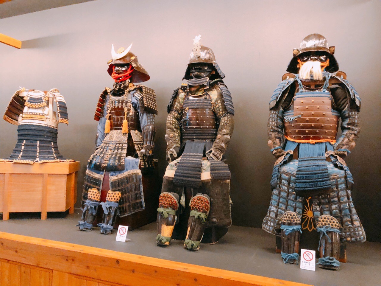 甲冑工房 丸武」まるで戦国時代！？甲冑メーカー・丸武産業による鎧と