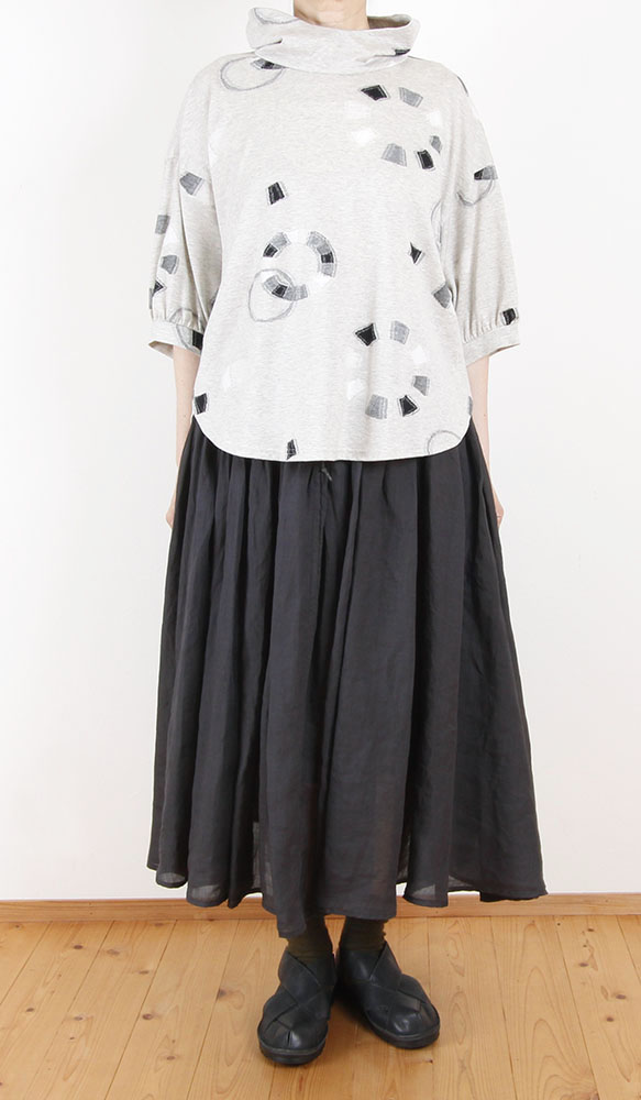 センソユニコ 慈雨 グレー柄デザインカットソー – セレクトショップ