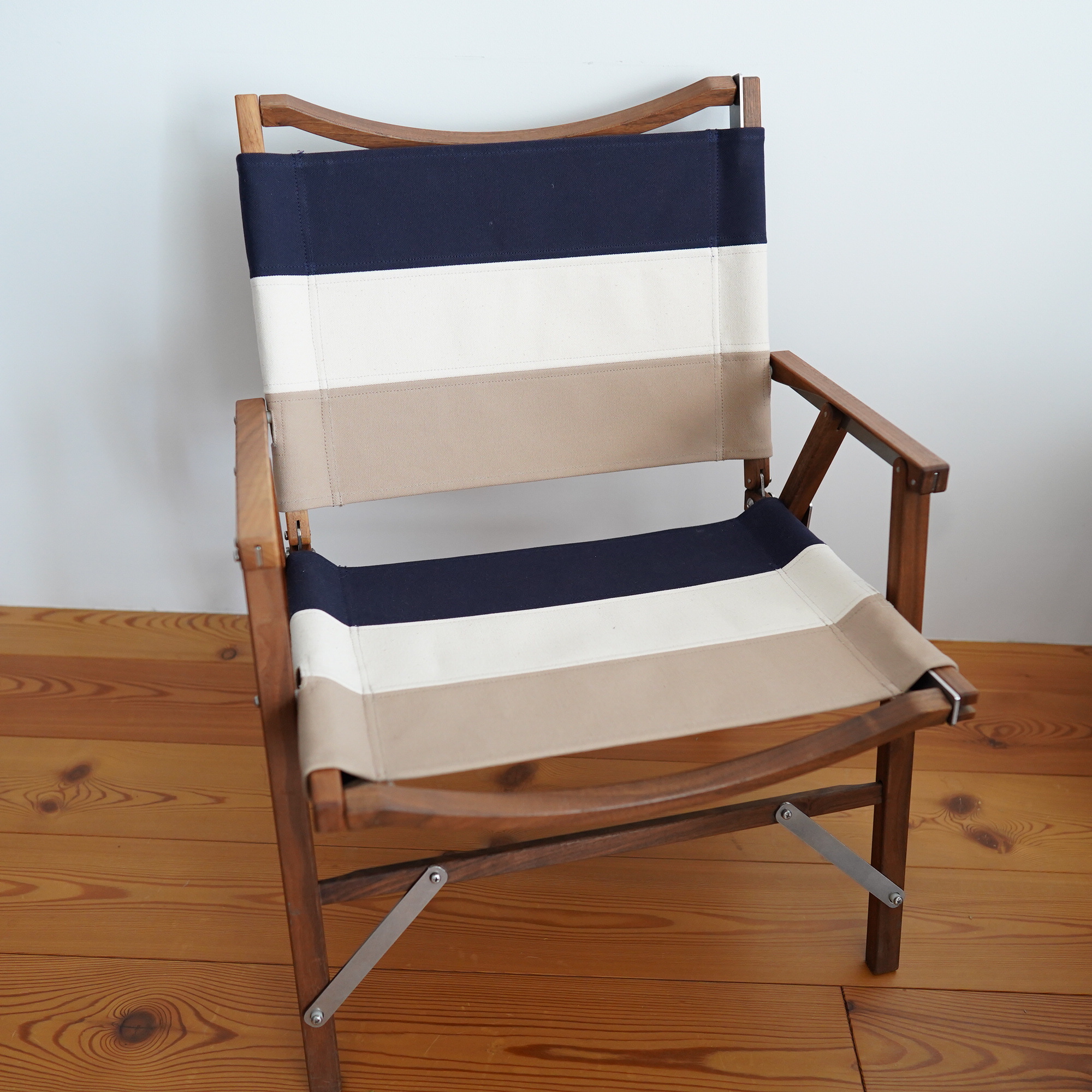 CAMP on PARADEのコンダクターズチェア＆ソックスのレビュー - EMI CAMP