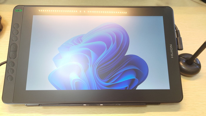 場所を選ばない液タブ】Huion Kamvas 13 Slim Penセットを実機レビュー！