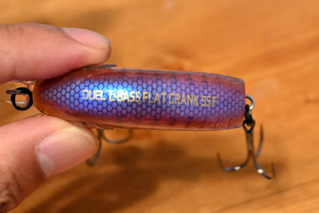 少しワイドなフラットサイド！「L-バスフラットクランク55F」の特徴