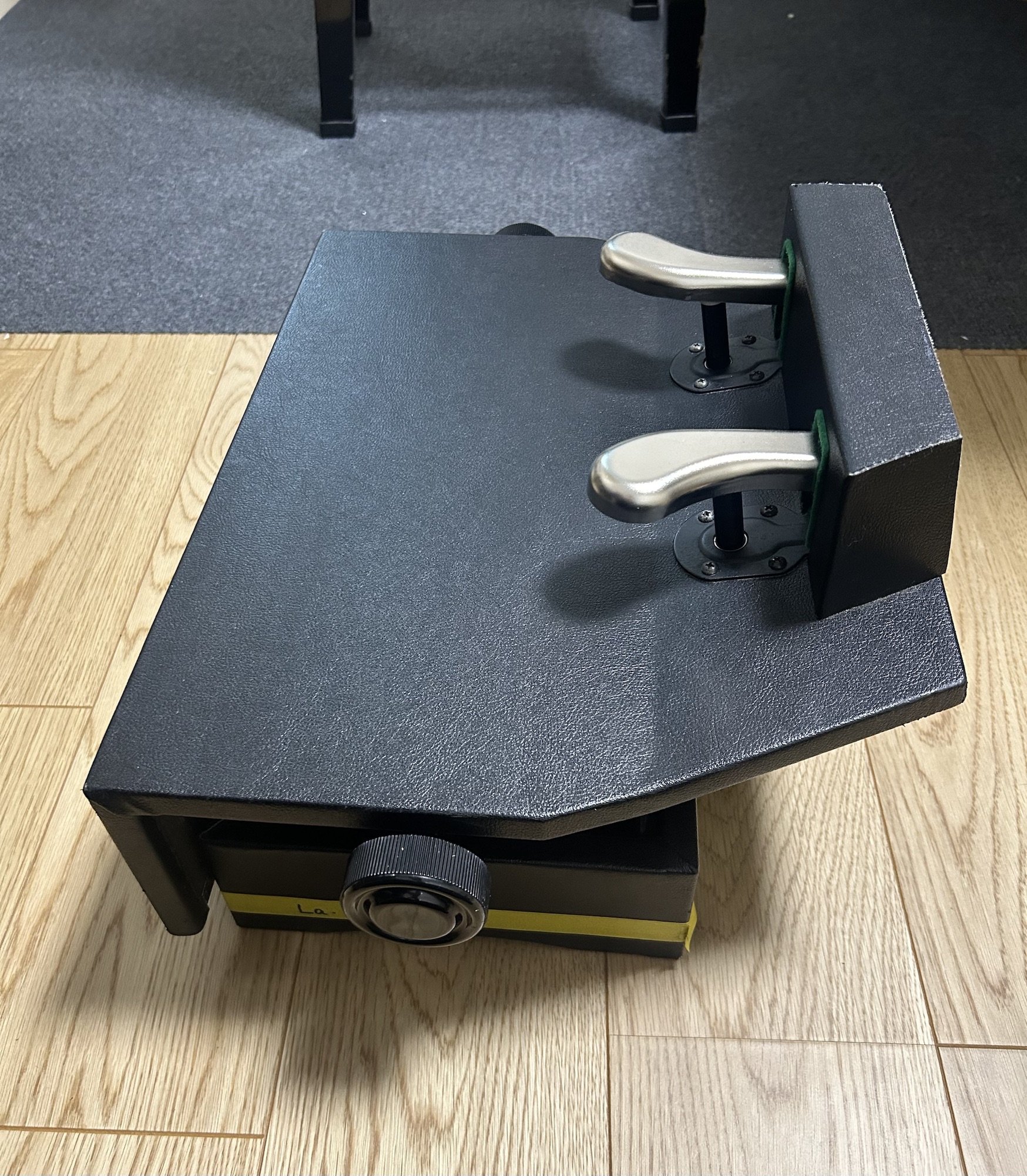 ピアノ補助ペダルの選び方とメリット - ラコリーナ音楽教室