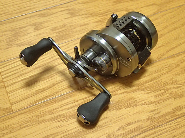 渓流ベイトフィネス用リール｜シマノ カルカッタコンクエスト BFS HG